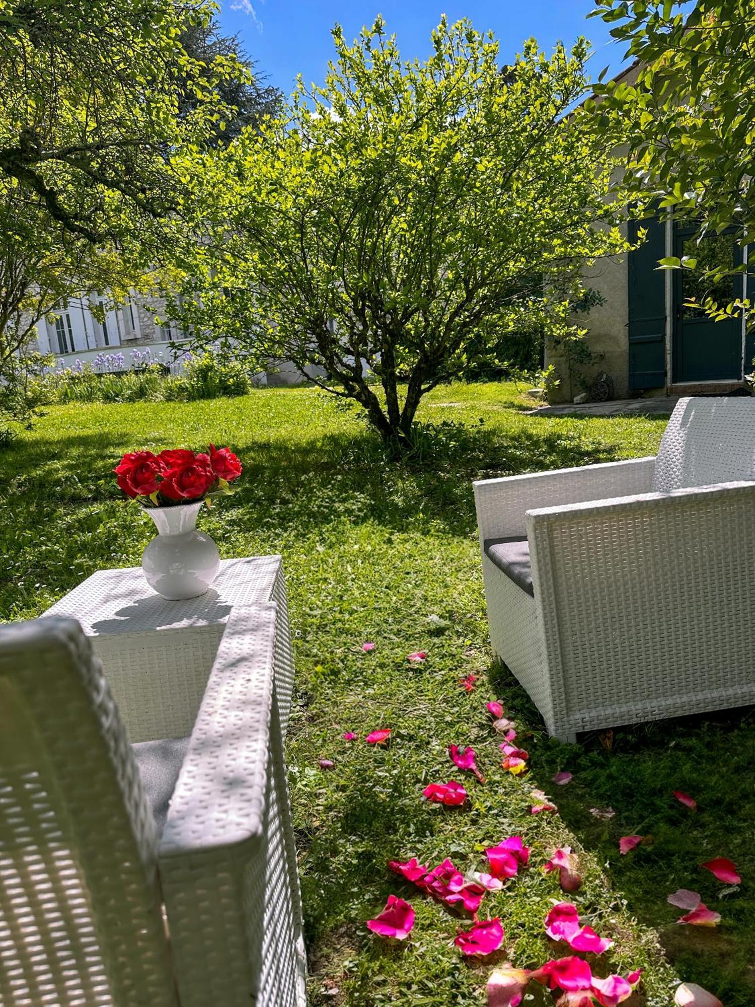 La Maison De Romance D'Hauterive Villeneuve-sur-Lot Esterno foto